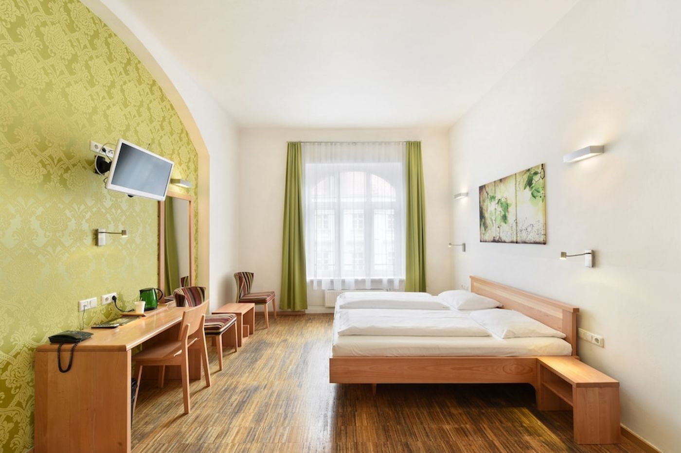 expedia-3163953-11