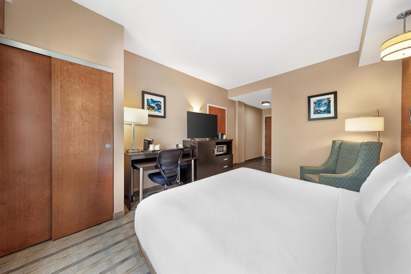 expedia-3162359-24