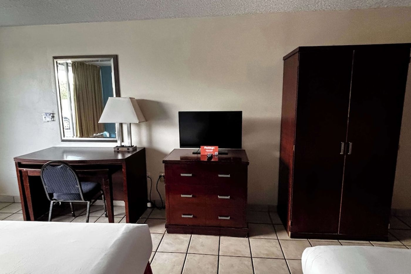 expedia-3166513-25