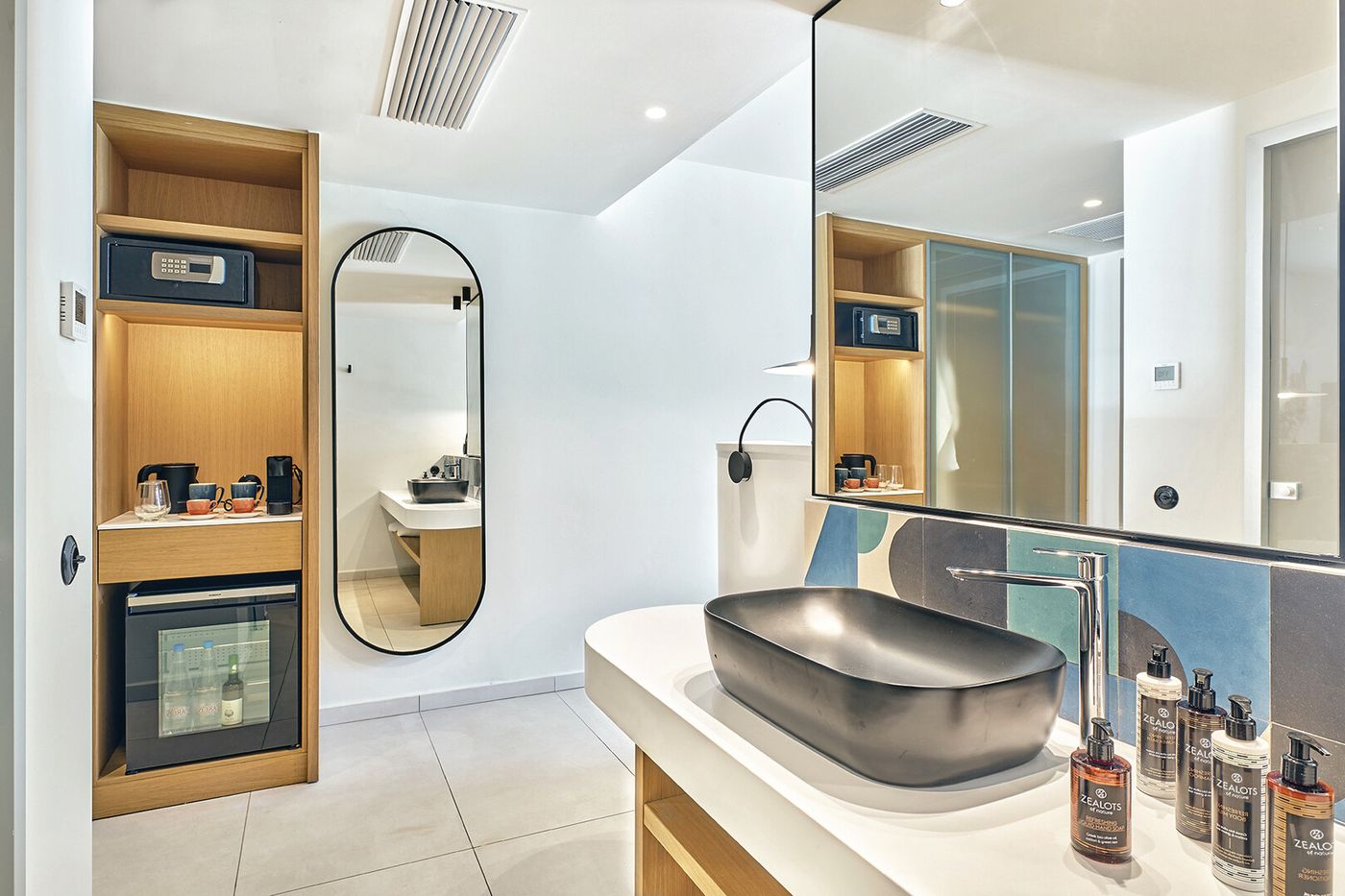 Paralos Kosta Alimia