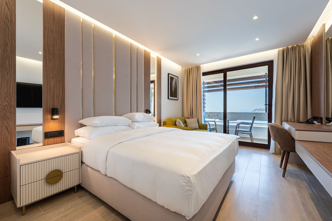 Radisson Resort Ruza Vjetrova 22.04.26