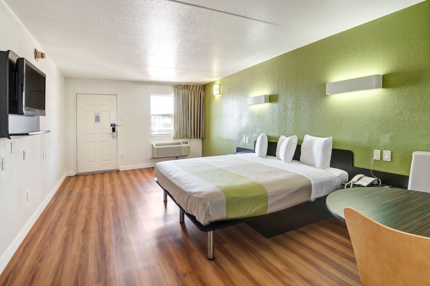 expedia-3160555-9