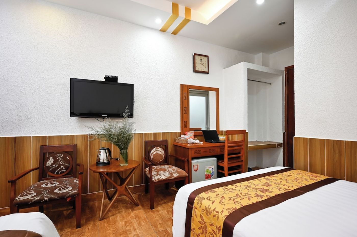 expedia-3163160-16