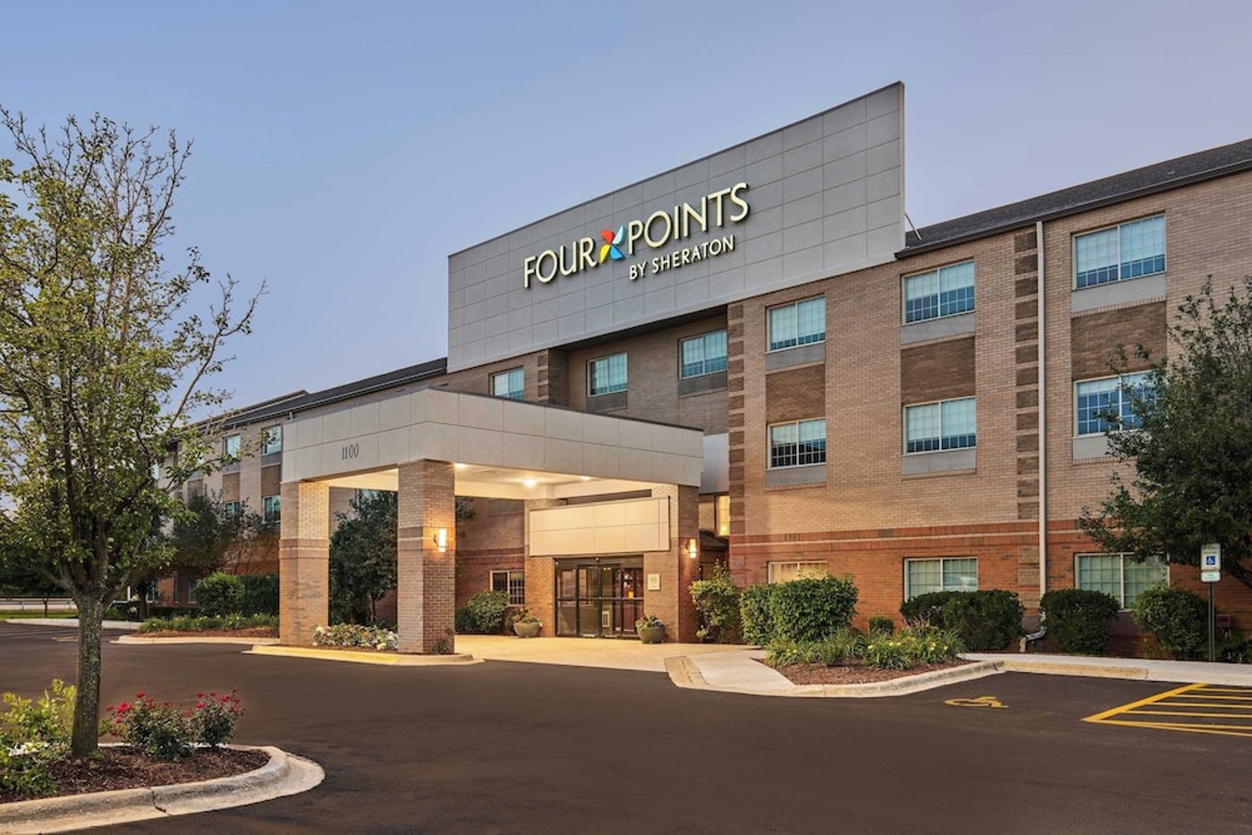 expedia-3162175-25