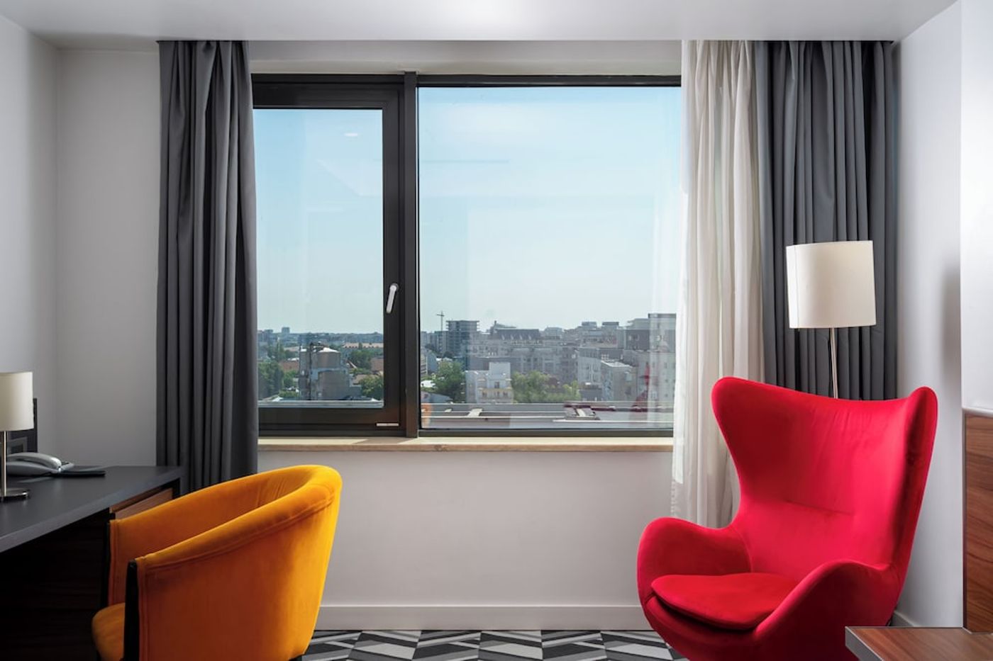 expedia-3165120-4