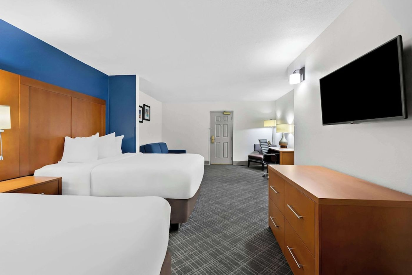 expedia-3162390-25