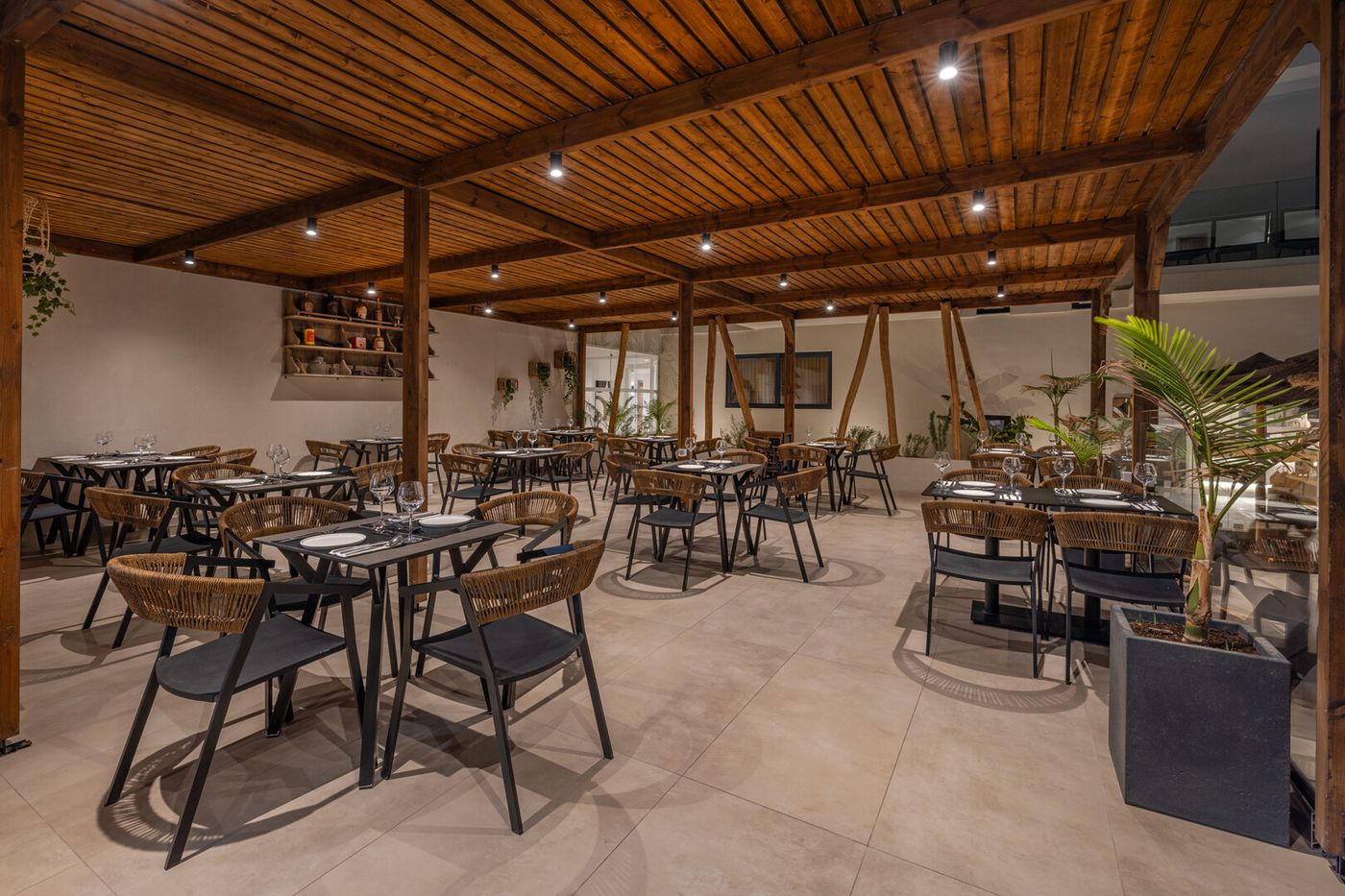 Cabana White Boutique Hotel