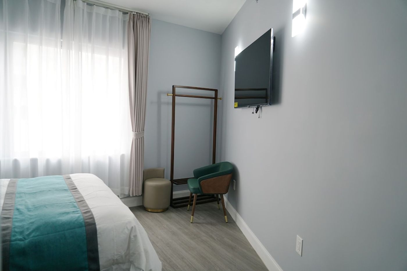 expedia-3162449-5