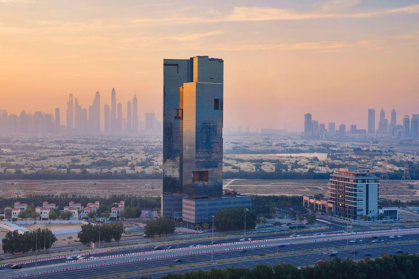 Hotel Local, Autograph Collection 22.12