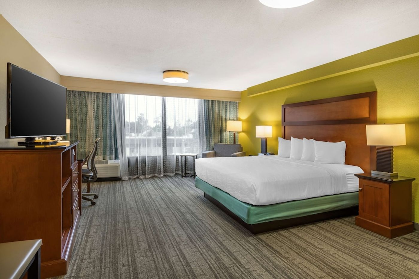expedia-3160730-10
