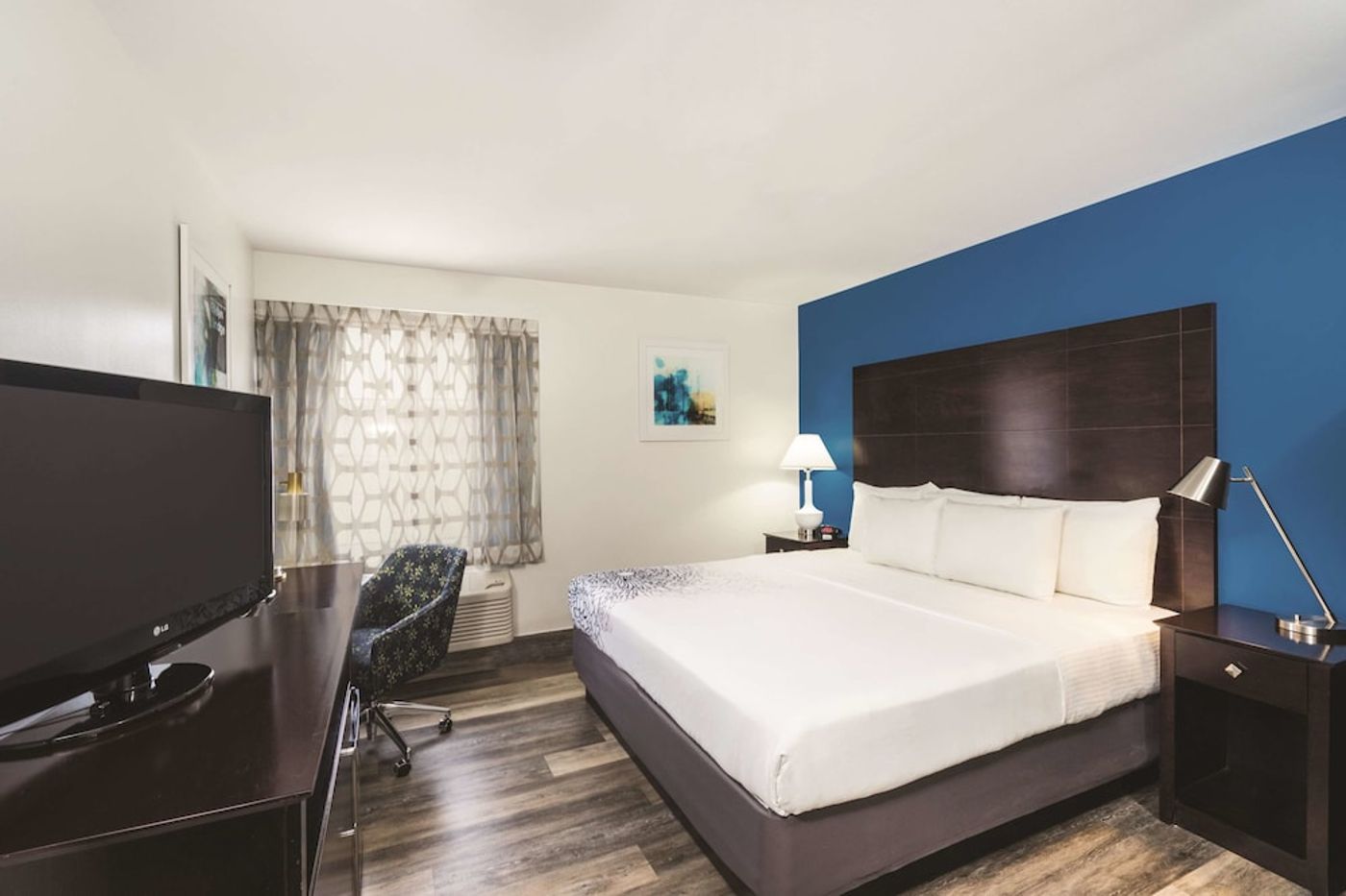 expedia-3162476-11