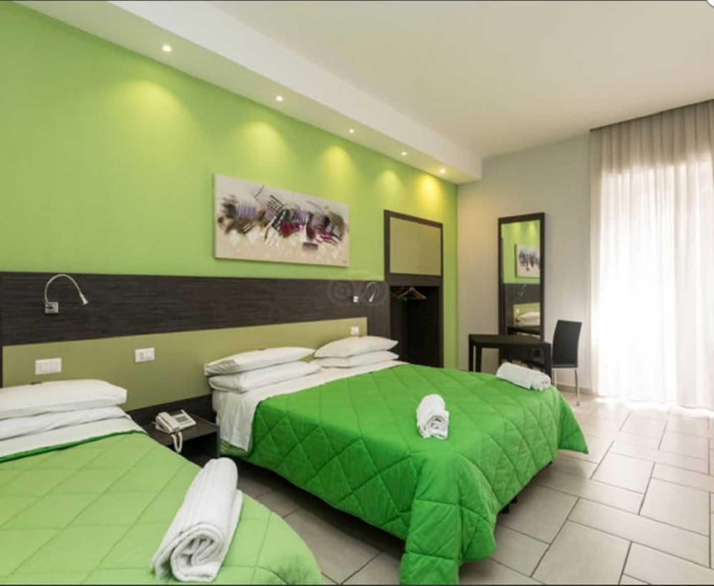 expedia-3166203-4
