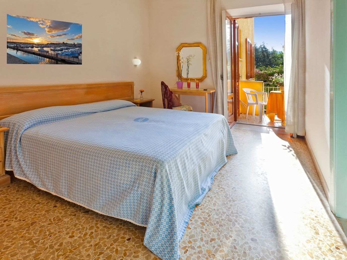 expedia-3166385-12