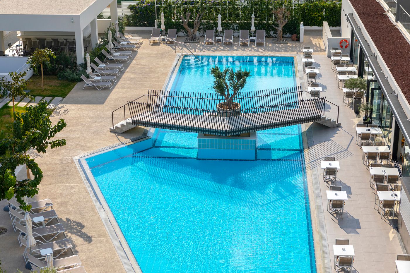 Anemi Hotel & Suites 14.04 2