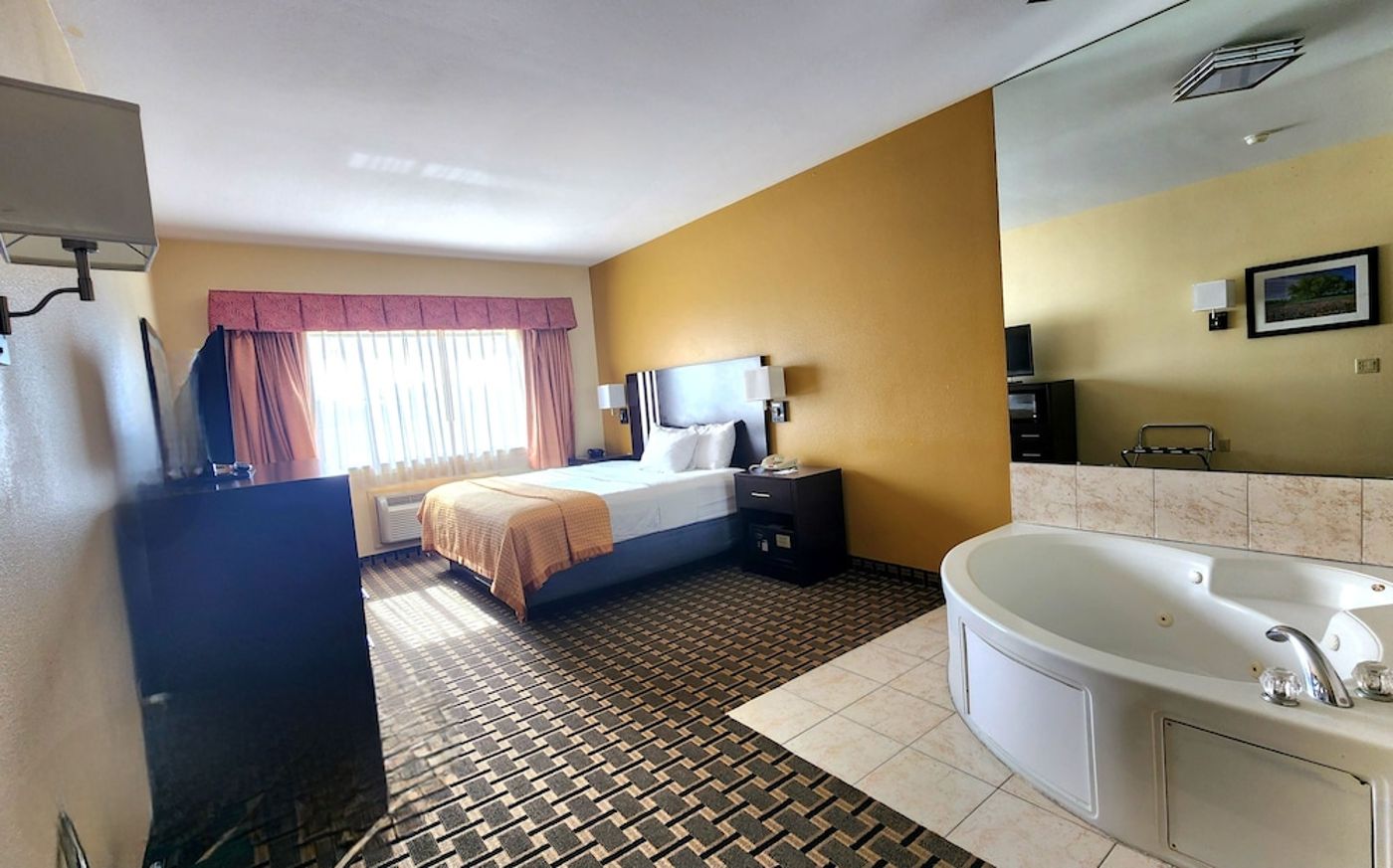 expedia-3166252-13