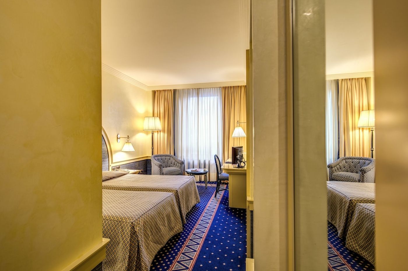 expedia-3163445-26
