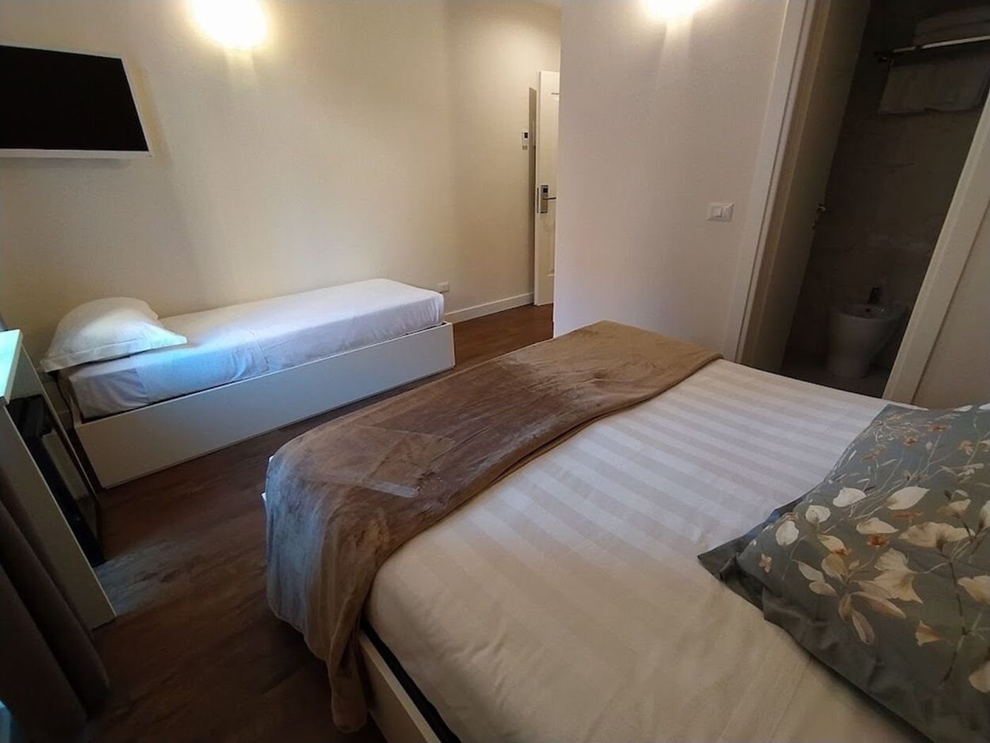 expedia-3163810-15