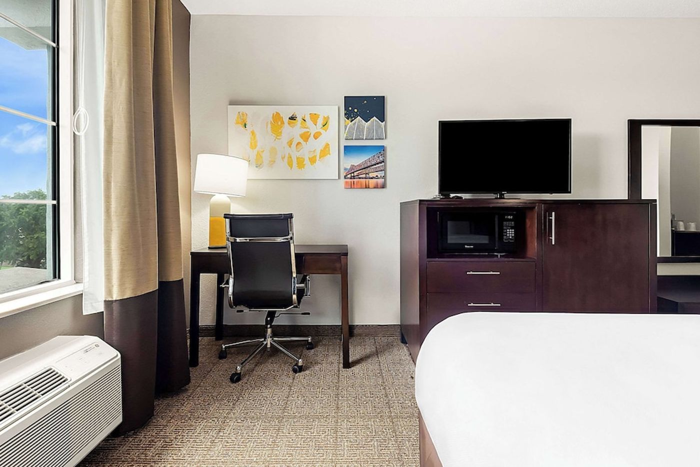 expedia-3165944-21