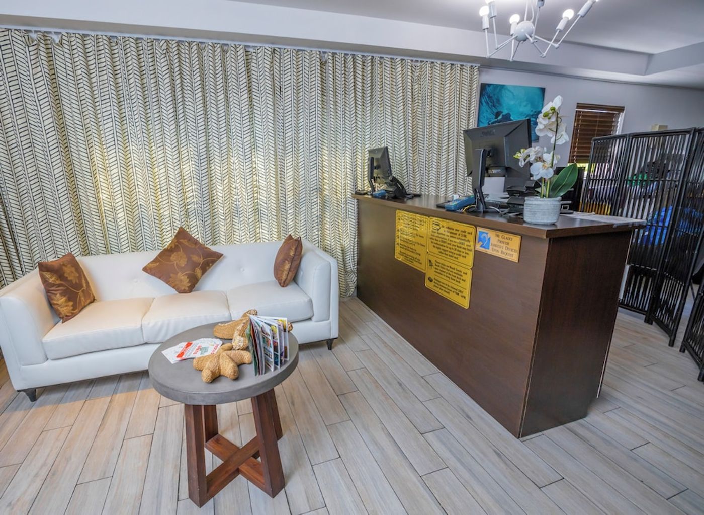 expedia-3162378-7
