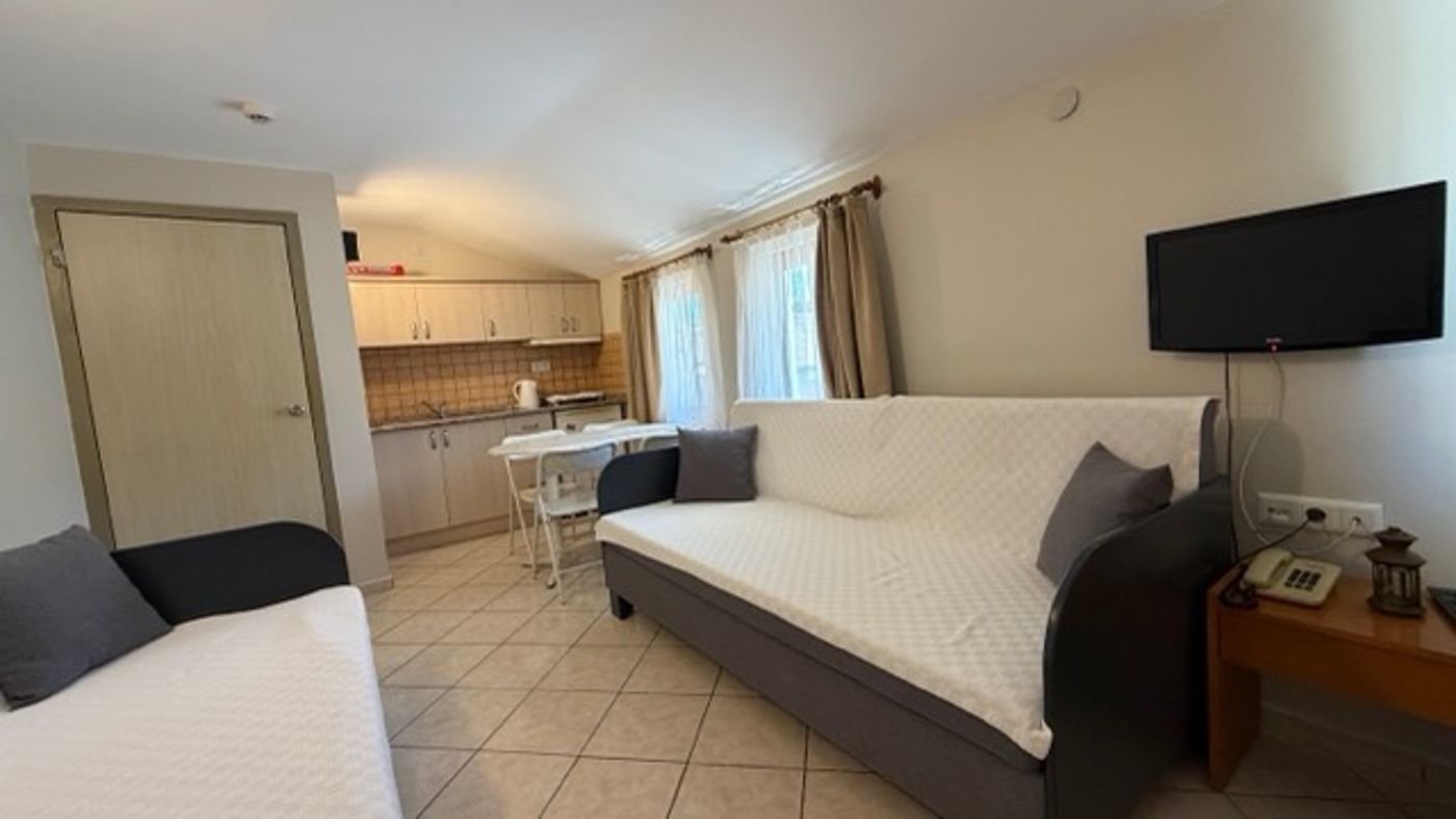 Arya Boutique Hotel