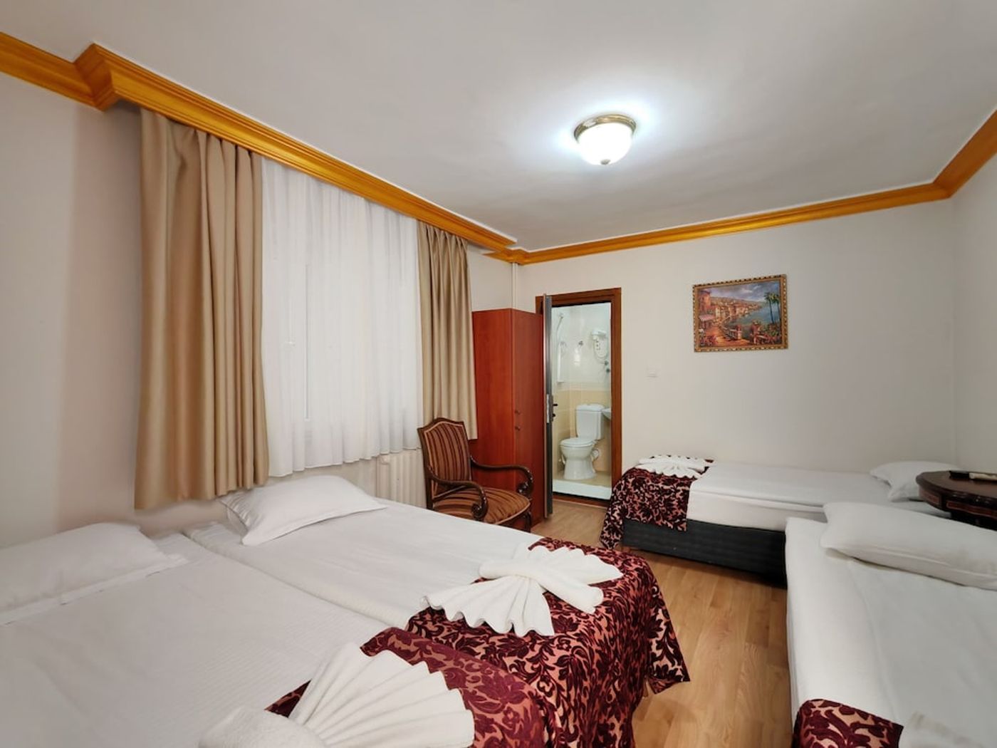 expedia-3161839-19