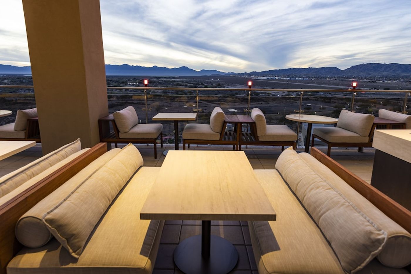 expedia-3158615-25