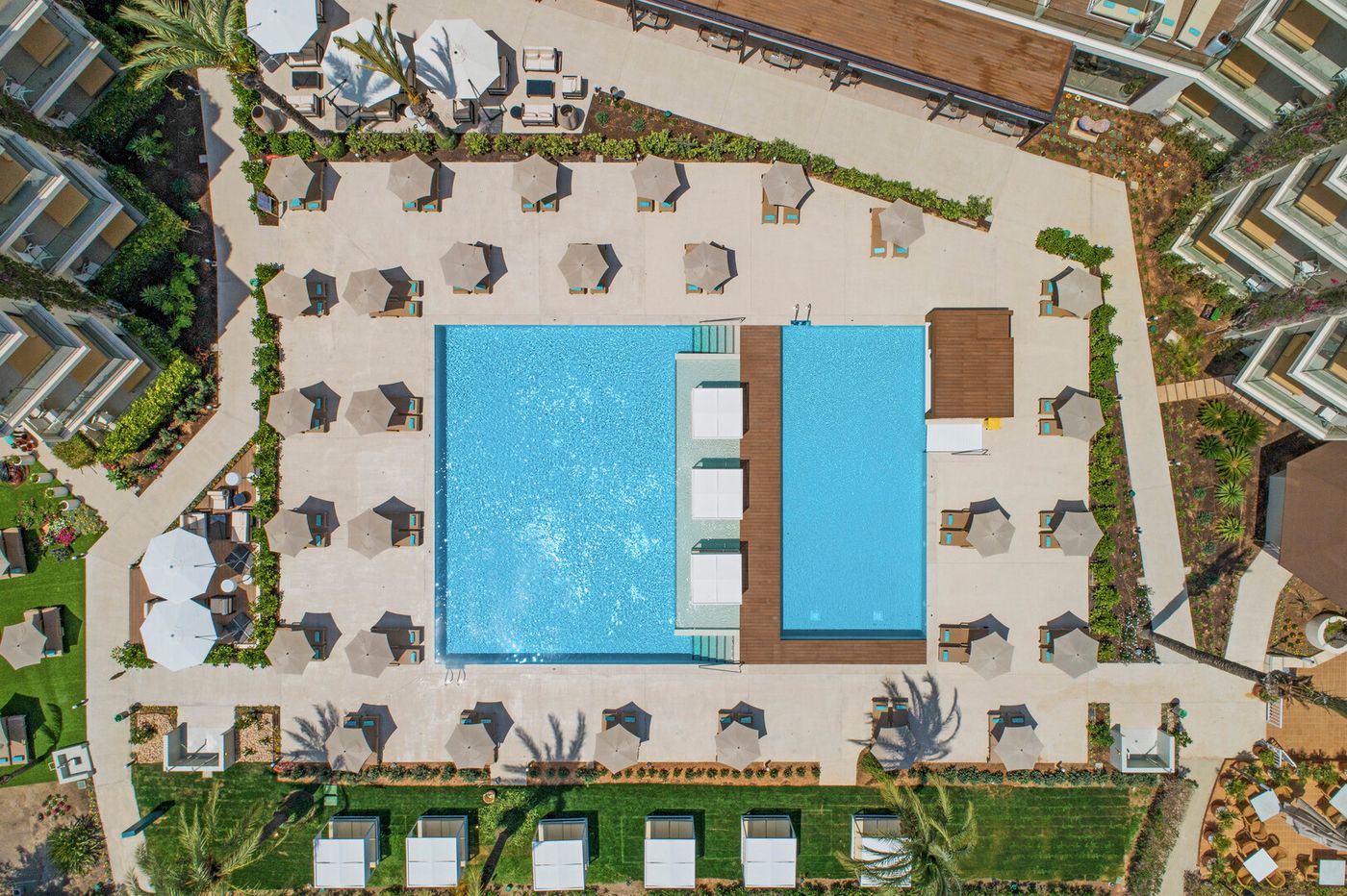 Viva Golf - Adults Only 18+