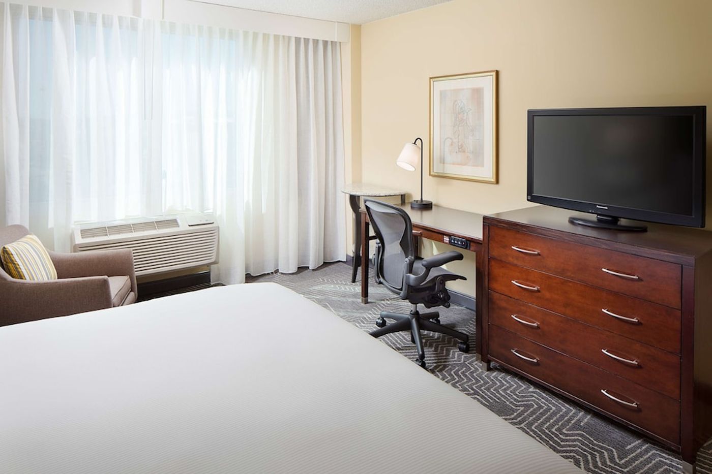 expedia-3158849-14