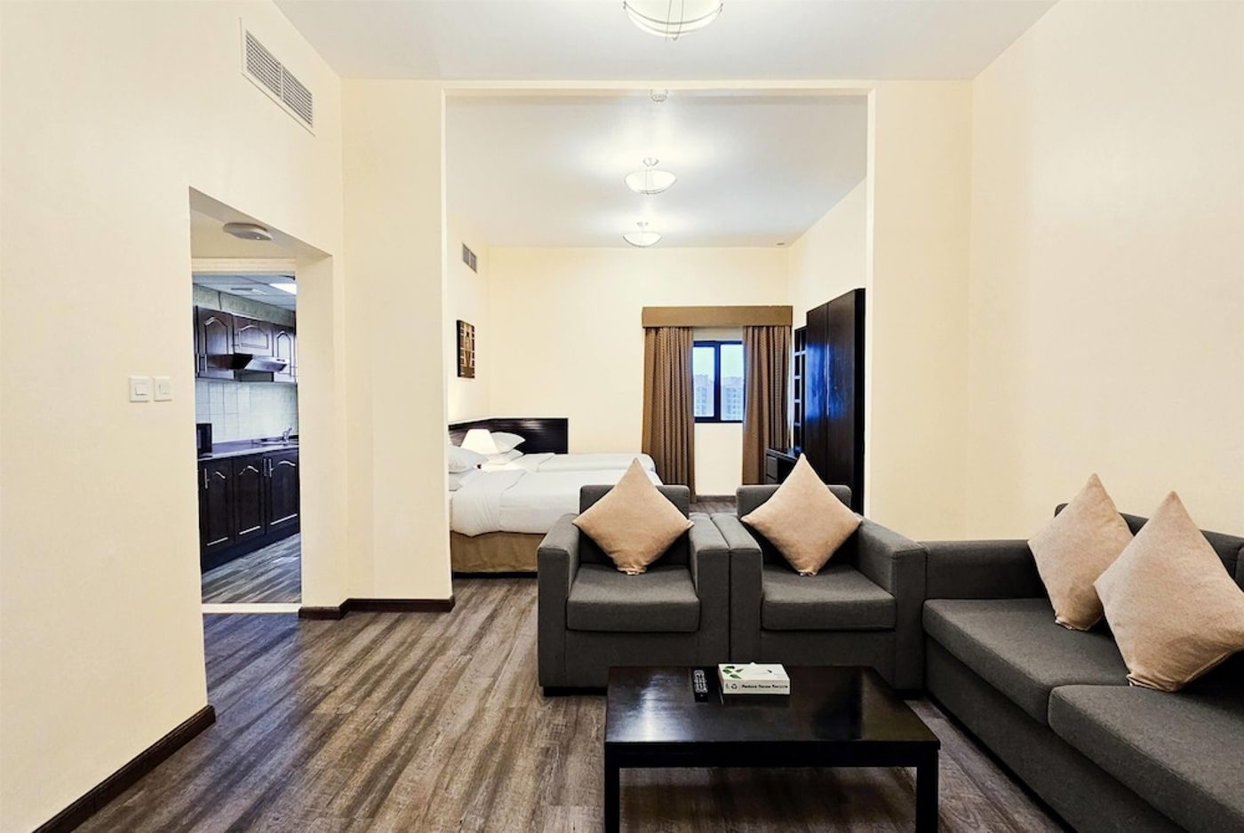 expedia-3166482-25