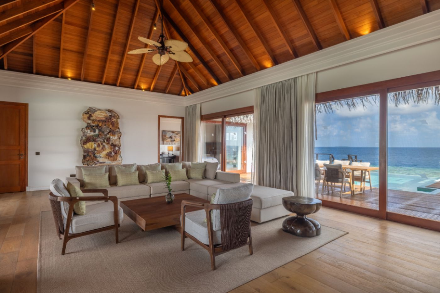 Dusit Thani Maldives 08.07