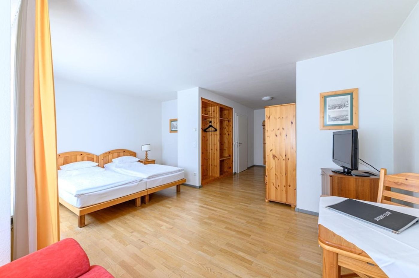 expedia-3164672-25