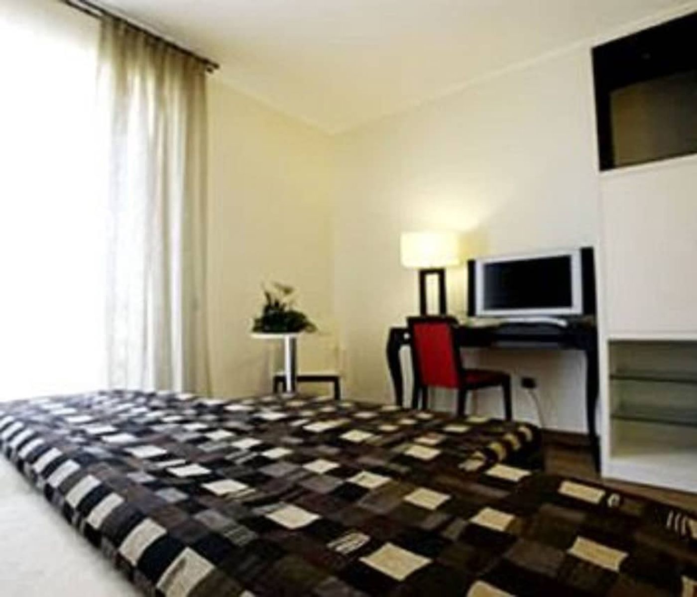 expedia-3162751-12