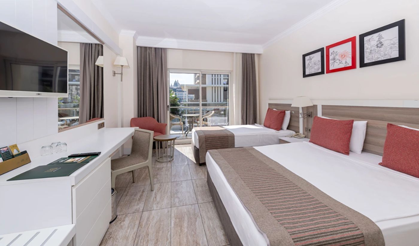 Port River Hotel & Spa - 02/07