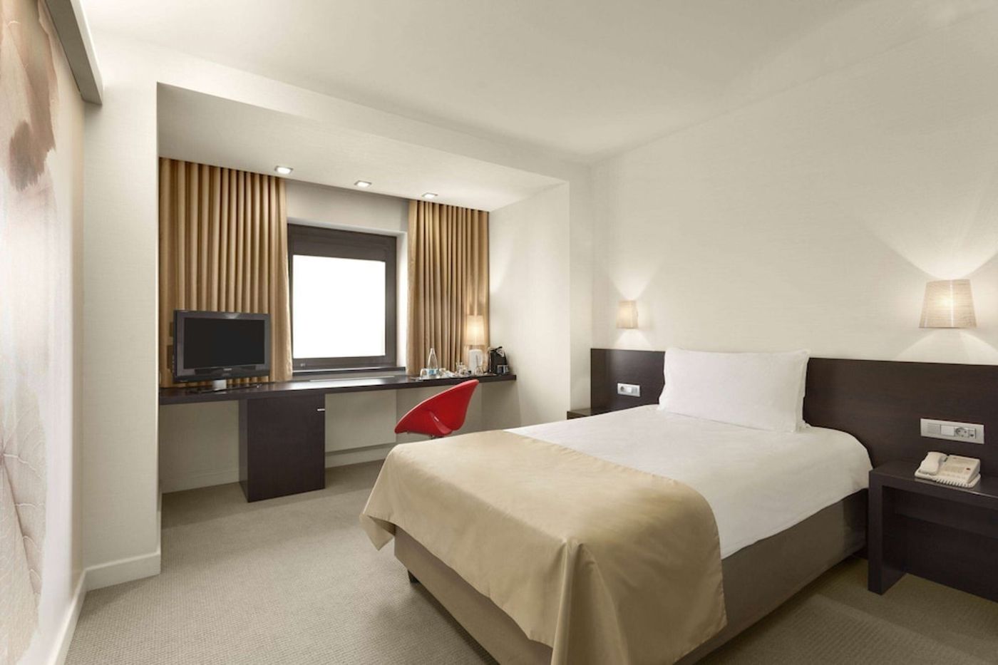 expedia-3162979-26