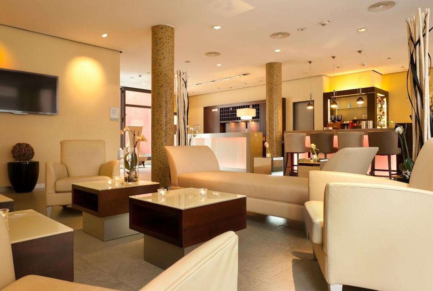 expedia-3158462-5