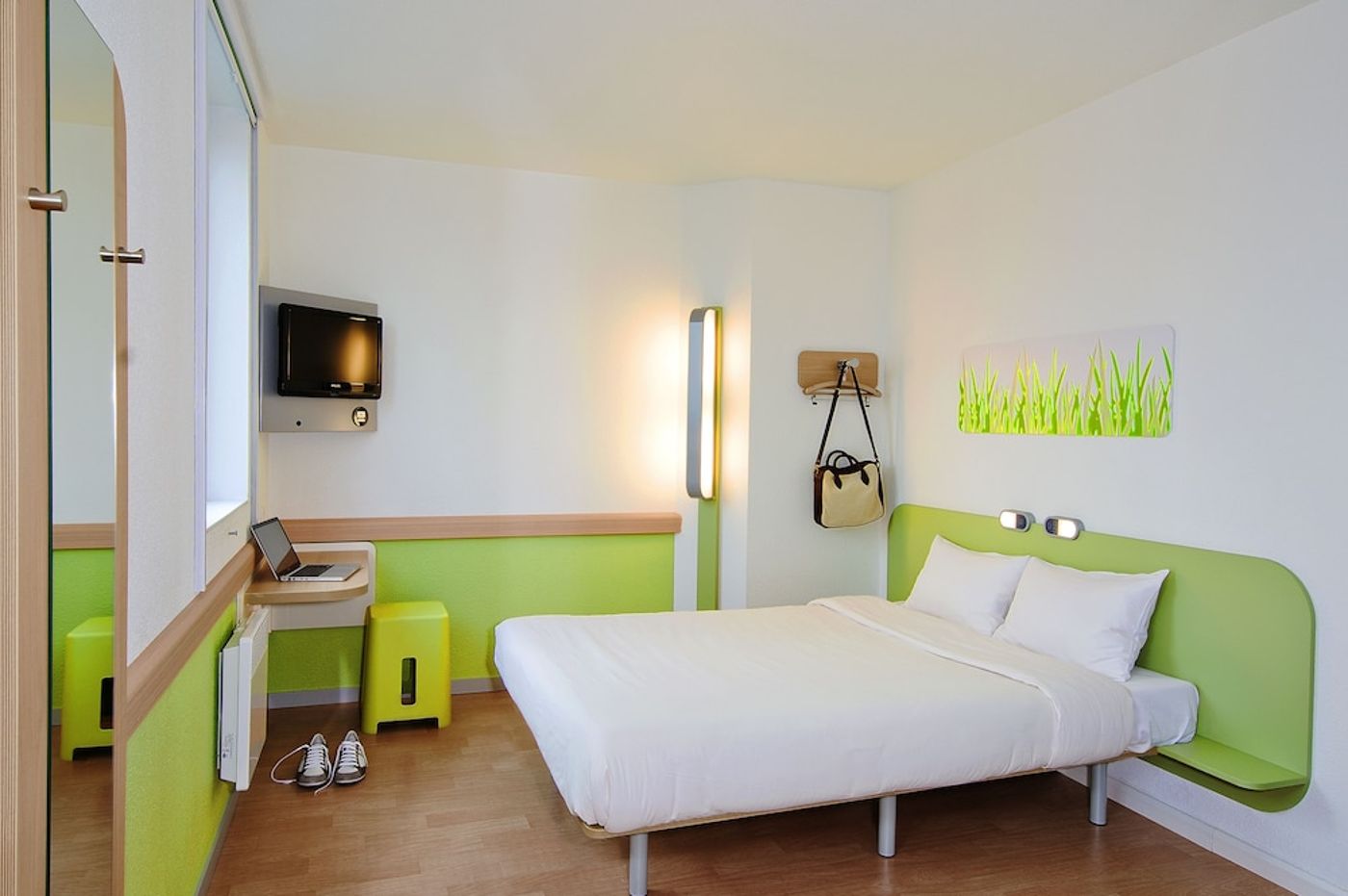 expedia-3165679-5