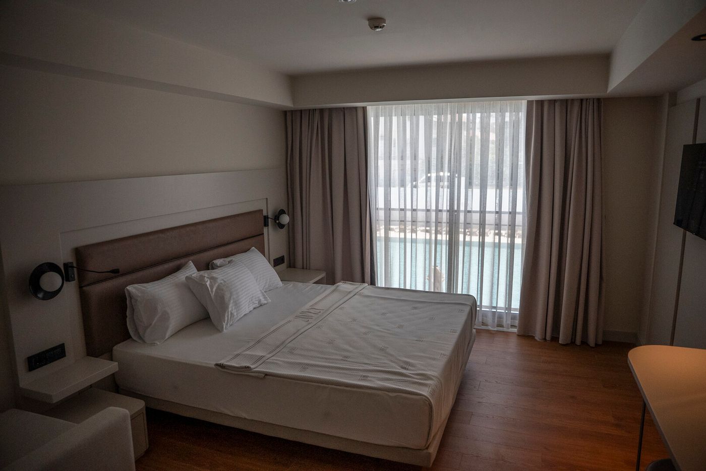 Avia Resort & Spa