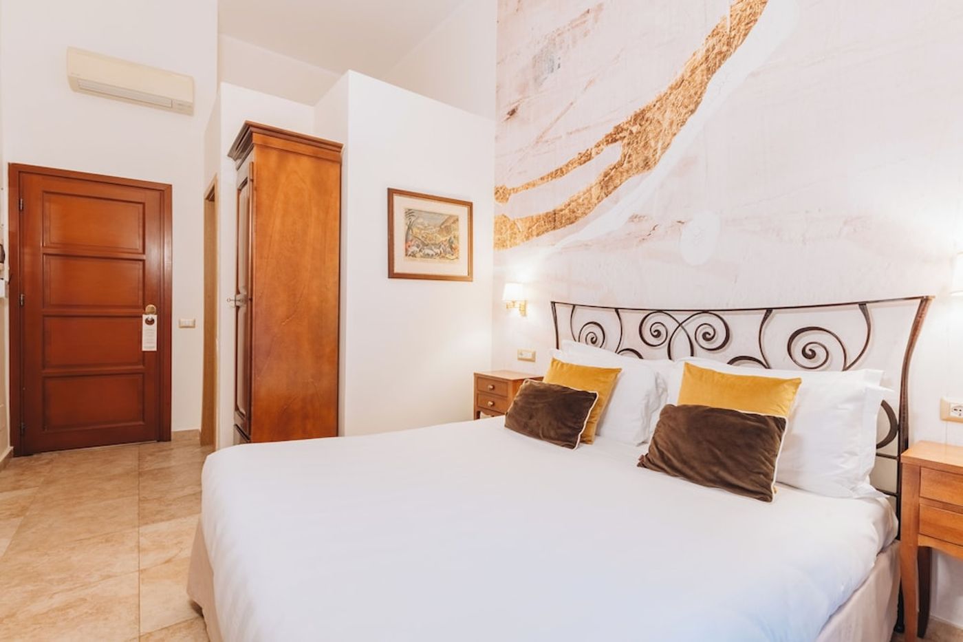 expedia-3165183-15