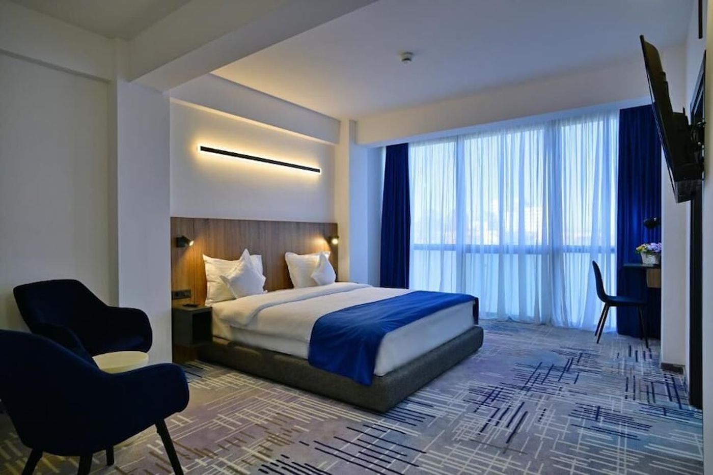 expedia-3162985-12