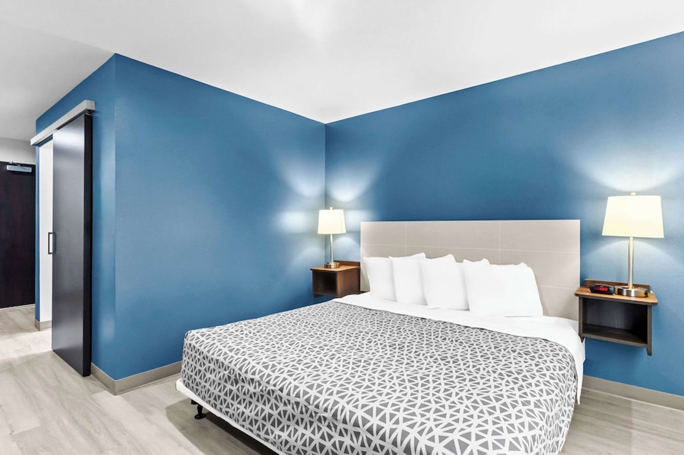 expedia-3160698-14