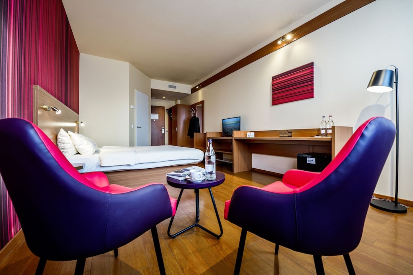 expedia-3159925-14