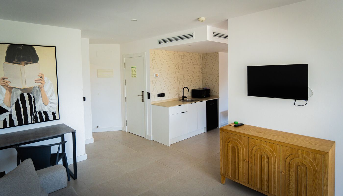 13.05. Vistasol Apartments