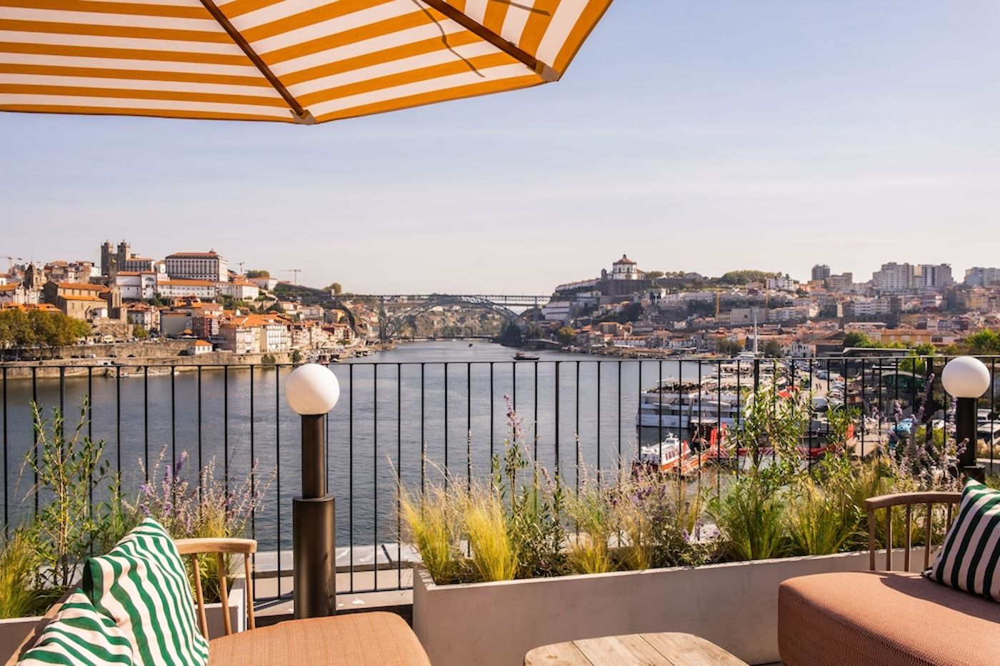 expedia-3158987-1