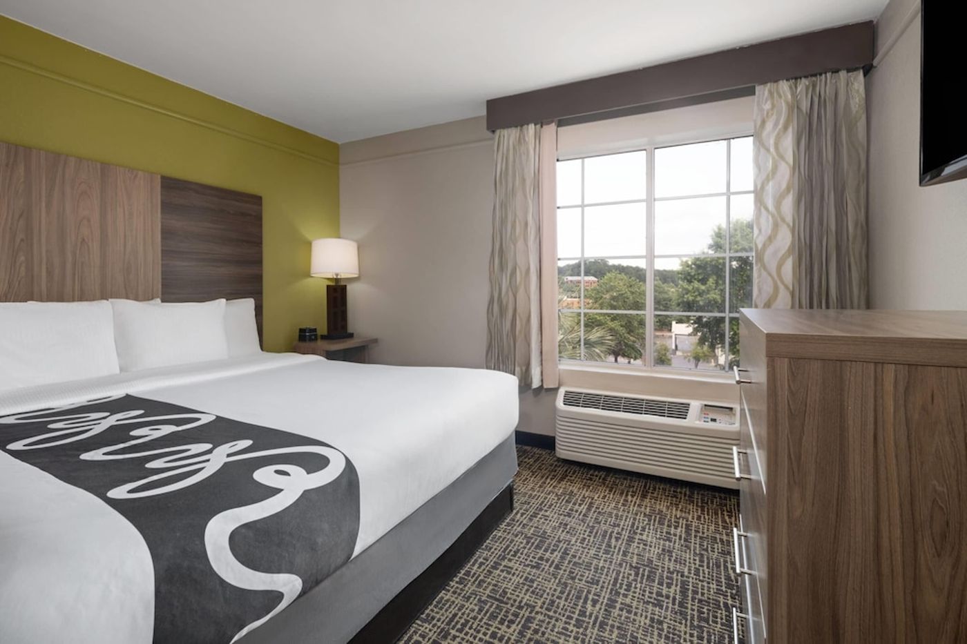 expedia-3166179-23