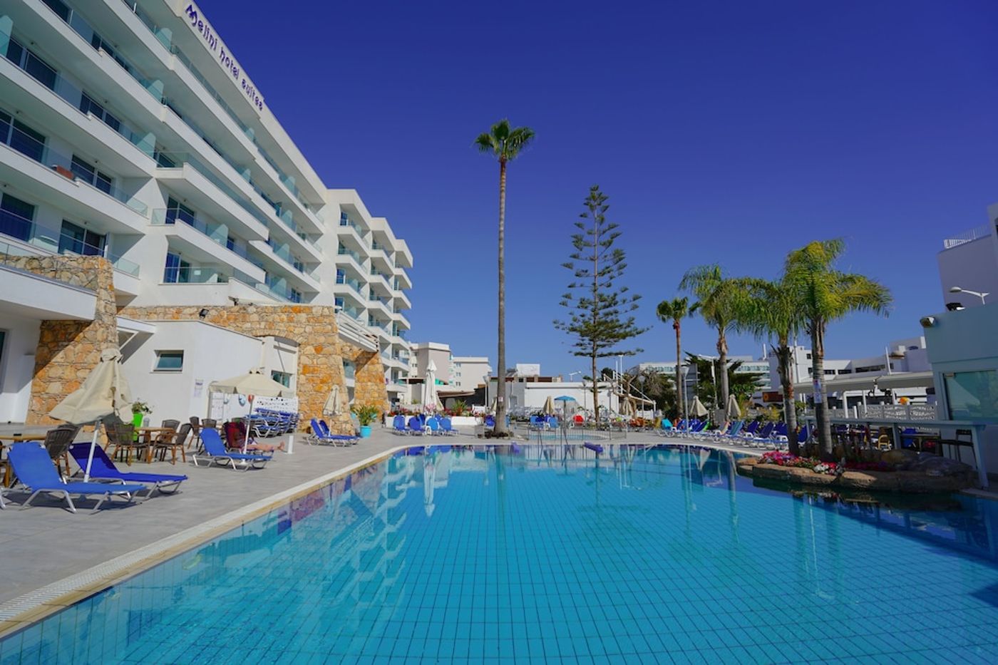 expedia-3166129-1