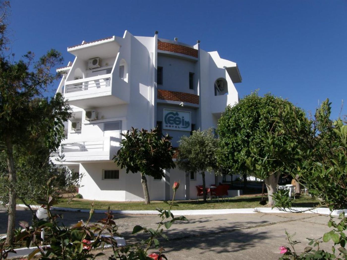 Megim Hotel