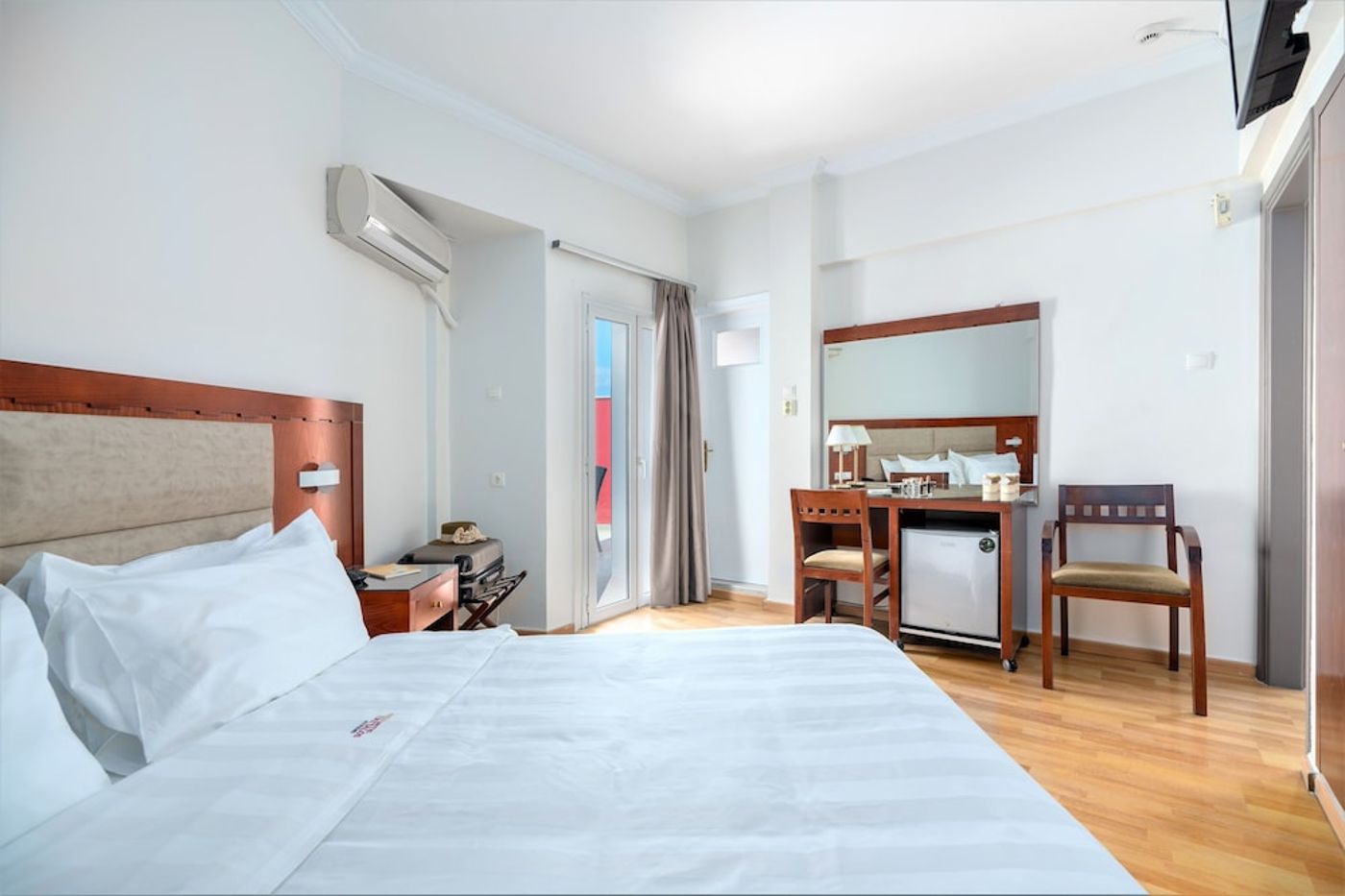 expedia-3055338-5
