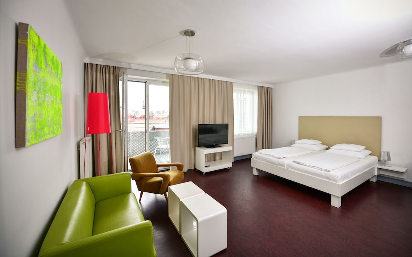 expedia-3162020-26