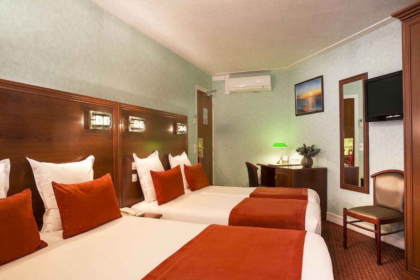 expedia-3159990-17
