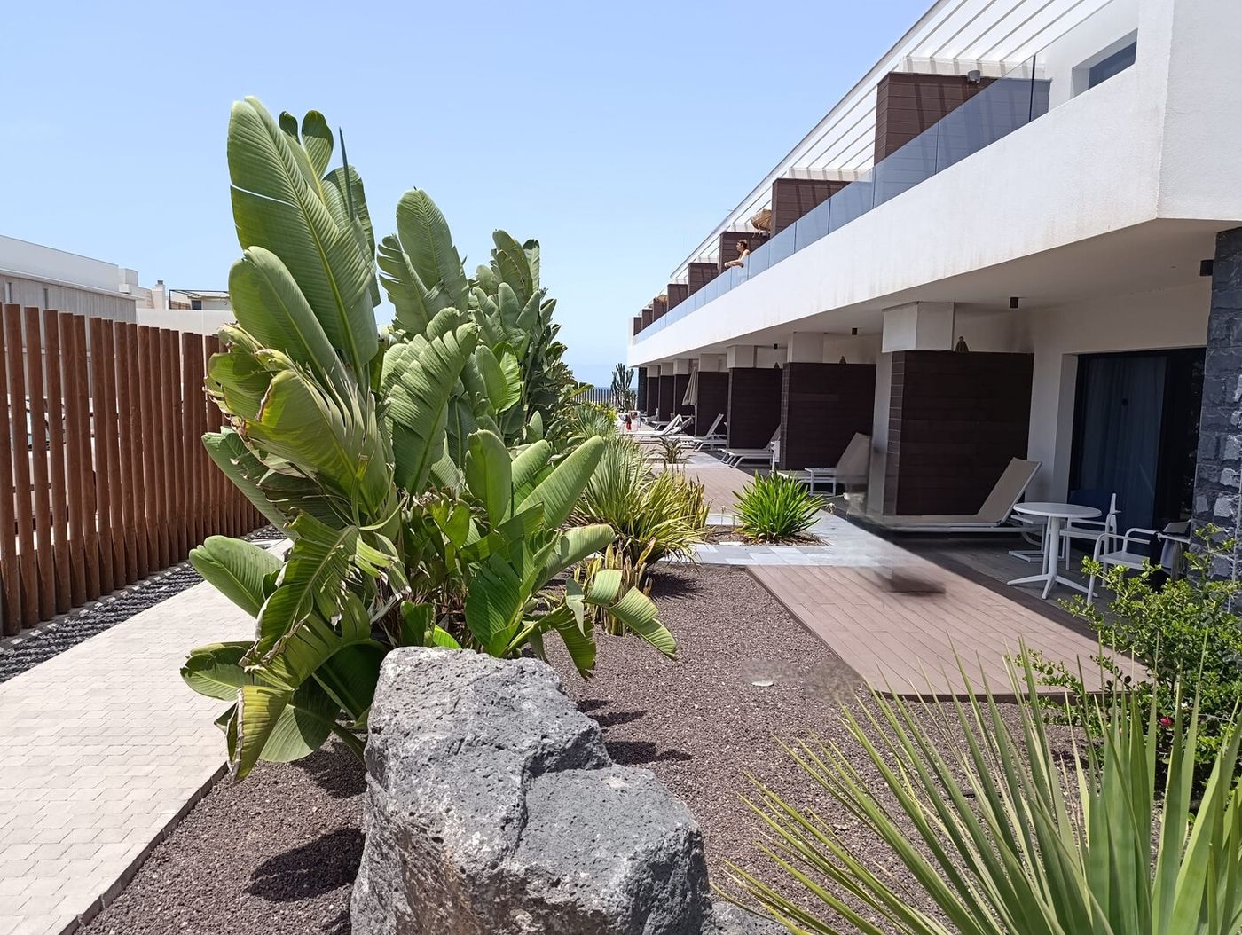 09.09.26 Esmeralda Cotillo Homes by LIVVO
